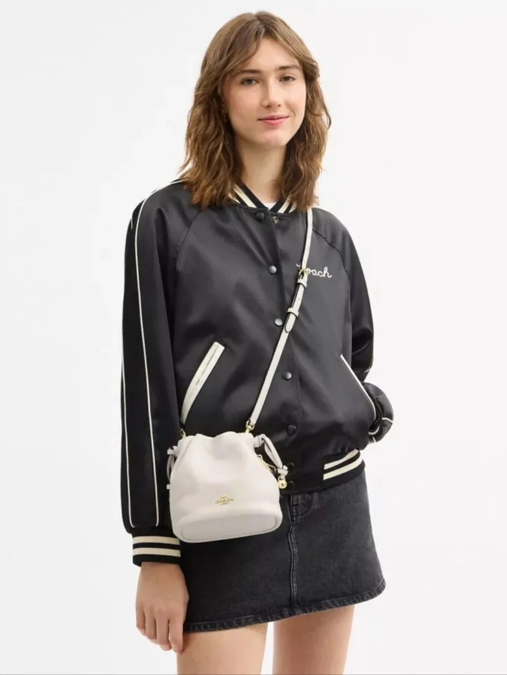 NWT! Coach Faye Mini Drawstring Bag In Gold/chalk #CDB67